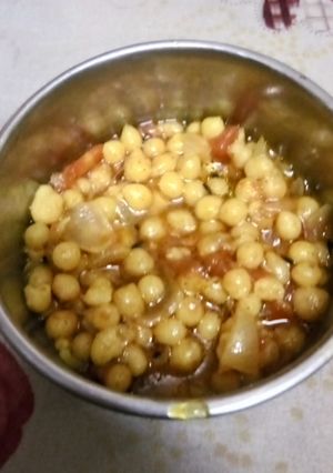 A picture of Boondi ki Sabzi.
