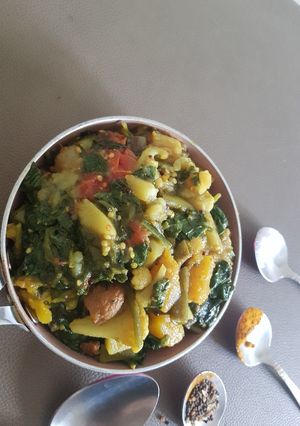 A picture of Saag ChadChadi.