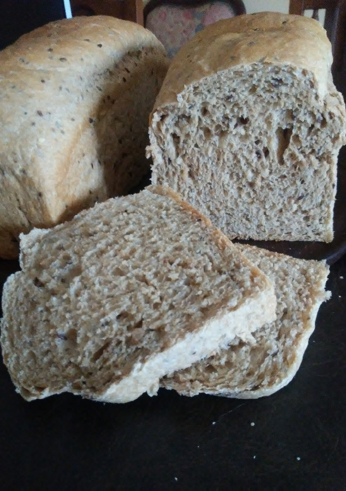 Una foto de Pan integral con semillas y nueces
