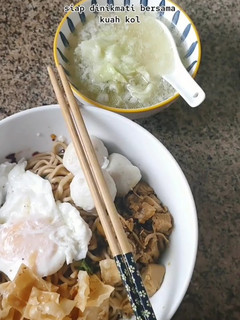 Foto resep #23 Chili Oil Fish Ball Noodle using Miefrozen