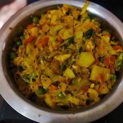 A picture of Peanut cabbage vegetable.