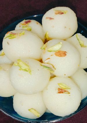 सूजी के रसगुल्ले (Suji ke rasgulle recipe in hindi) रेसिपी मुख्य फोटो
