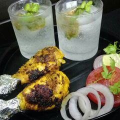 A picture of Lemon Ginger soda.