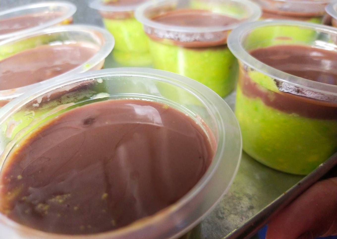 Puding Alpukat Fla Cokelat