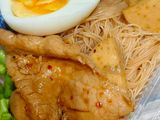 เส้นหมี่คลุก