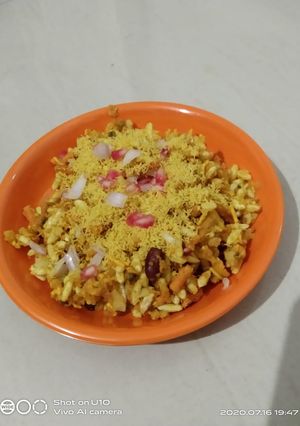 चटपटी भेल (Chatpati bhel recipe in Hindi) रेसिपी मुख्य फोटो