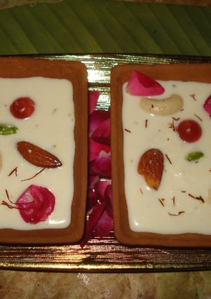 A picture of Nuts phirni.