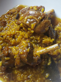 Una foto de Pollo de campo con arroz