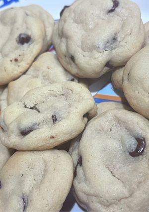 A picture of Simple Chocolate Chip Cookies.
