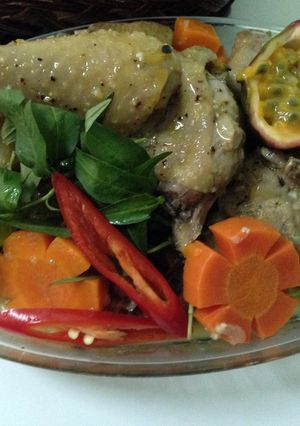 Hình của món GÀ NẤU CHANH LEO.
