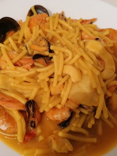 Una foto de Fideos marineros a la cazuela