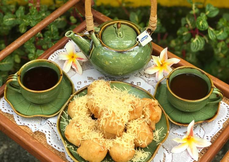 Tape Goreng Tepung Topping Keju