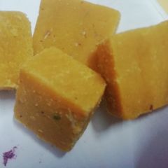 A picture of Besan Burfi.