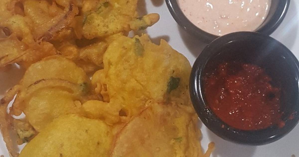 Potato onion bhaji Recipe by Nilima Pandya Cookpad