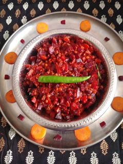 *கேரட், பீட்ரூட், தேங்காய், வதக்கல்* செய்முறை முக்கிய புகைப்படம்