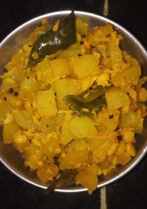 சுரைக்காய் பொரியல் செய்முறை முக்கிய புகைப்படம்
