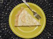 Una foto de lemon pie express