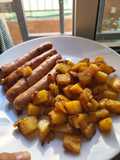 Salchichas al vino con papas en airfryer