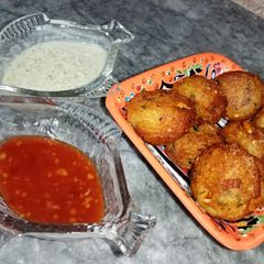 A picture of Crispy potato balls.
