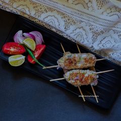 A picture of Chicken Sheekh Kabab.