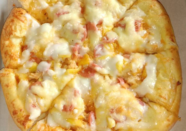 Langkah Mudah untuk Membuat Hawaiian Chicken Pizza yang Bisa Manjain Lidah