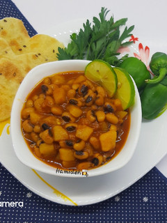 عکسی از دستور خوراک لوبیا چشم بلبلی وسیب زمینی😋