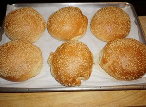 Una foto de BRIOCHE BURGUER BUNS. JON STYLE