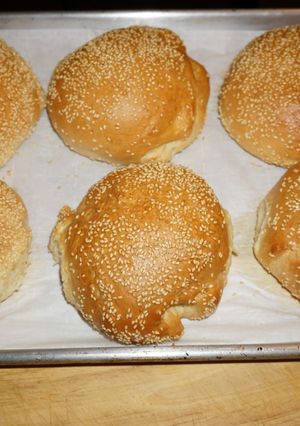 Una foto de BRIOCHE BURGUER BUNS. JON STYLE