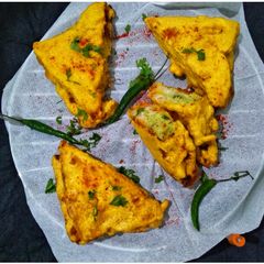 Bread pakoda A picture of Bread pakoda.