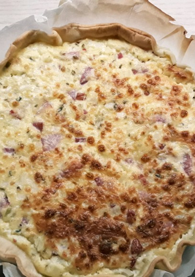 Una foto de Quiche bacon y cebolla