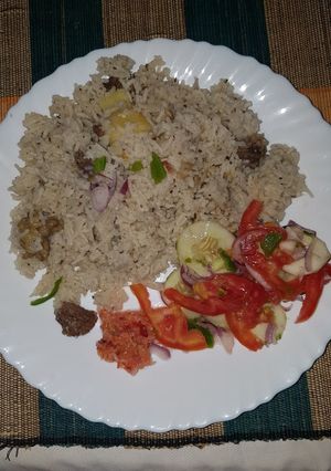A picture of Beef pilau.