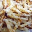 Kentang goreng panggang dengan keju mozarella