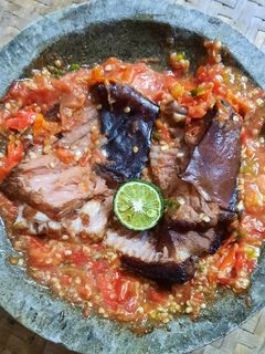 Foto resep Penyet Ikan Pari Asap