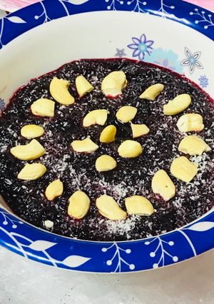 A picture of Beetroot halwa.