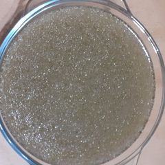 A picture of Yakhni soup (chicken or meat stock).