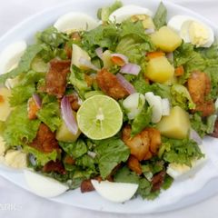 A picture of Rich salad.