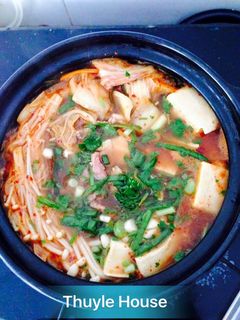 Hình của món Canh kim chi.