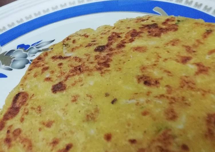 Recipe of Super Quick Homemade Makki-radish Paratha