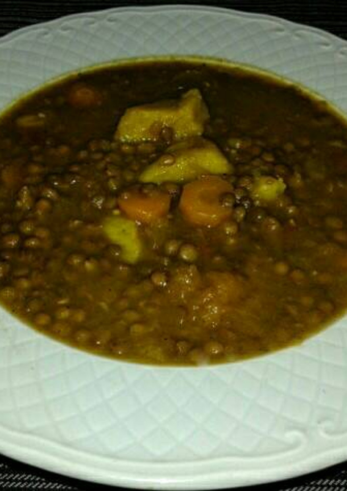 Una foto de Lentejas con verduras