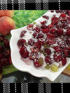 عکسی از دستور سالاد میوه با بستنی