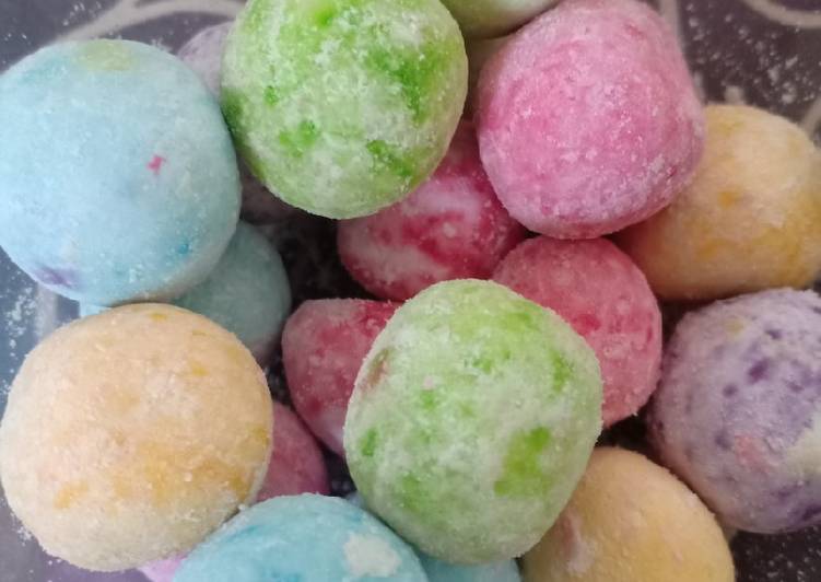 Resep Bola susu pelangi ♡ yang Bikin Ngiler