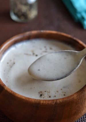 A picture of Cauliflower soup.