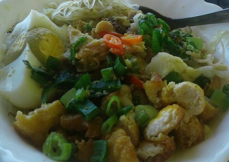 Langkah Mudah Membuat Soto Ayam Kuning Anti Gagal