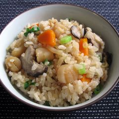 A picture of Dried Scallops Takikomigohan.