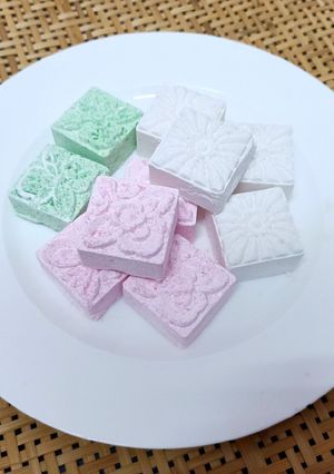Hình của món Bánh phục linh.