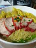 บะหมี่เกี๊ยวหมูแดง