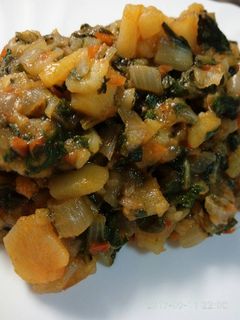 Una foto de Acelgas con patatas a la extremeña