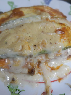 Una foto de Lasagna de vegetales con bolognesa, salsa blanca y queso ❤️