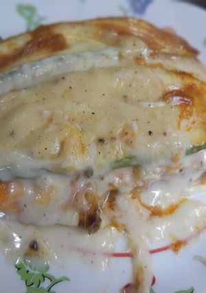Una foto de Lasagna de vegetales con bolognesa, salsa blanca y queso ❤️