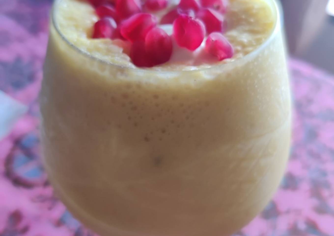 Mango milkshake with vanilla ice cream
